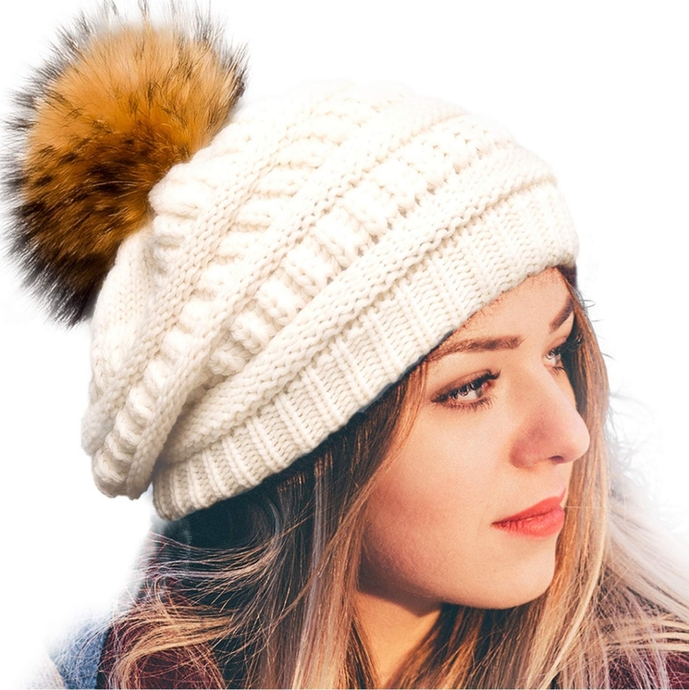 Slouchy fur pom hat - Picture 8 of 8